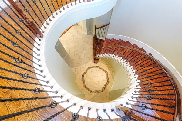 $3,600 | 1314 Sherwood Springs Lane, Houston, TX 77043