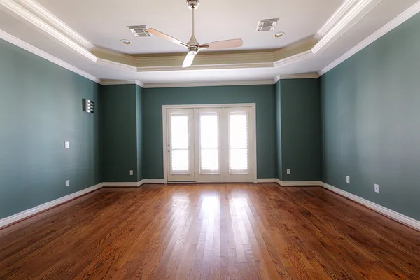 $3,600 | 1314 Sherwood Springs Lane, Houston, TX 77043