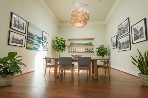 $3,600 | 1314 Sherwood Springs Lane, Houston, TX 77043