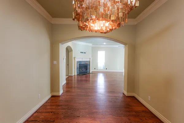 $3,600 | 1314 Sherwood Springs Lane, Houston, TX 77043