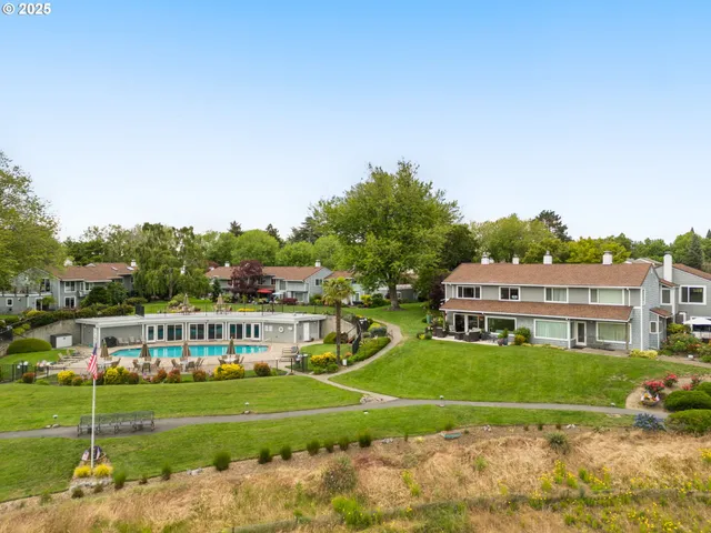 a view of a house with a big yard