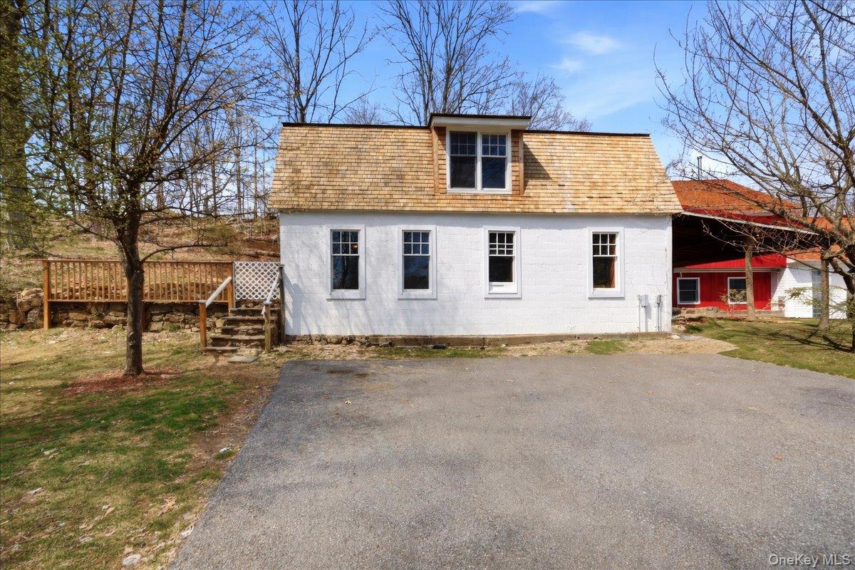 175 Goldens Bridge Road, Unit 1 Katonah, NY 10536 - Photo 1 of 22