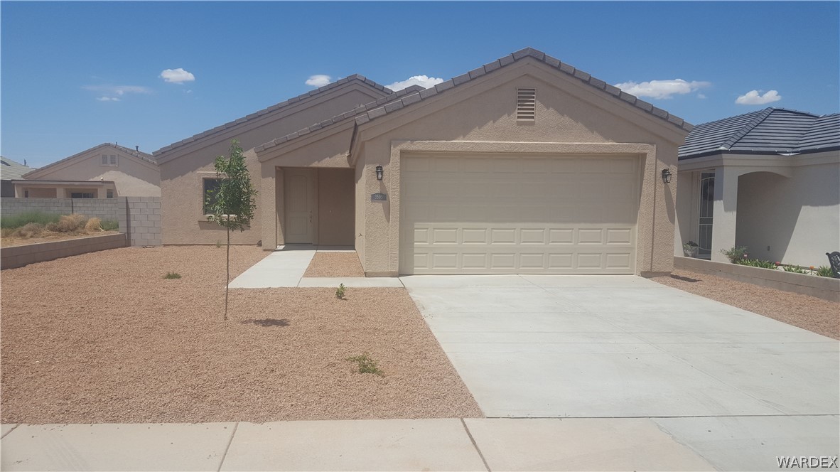 3595 North Kenneth Road Kingman, AZ 86409 - Photo 1 of 3