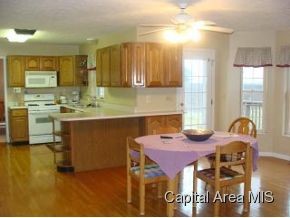 2347 Rees Road Jacksonville, IL 62650 - Photo 6 of 20