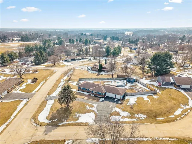 $314,900 | 4361 Pfister Lane, Roscoe, IL 61073