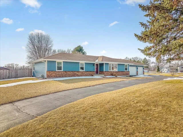 $314,900 | 4361 Pfister Lane, Roscoe, IL 61073