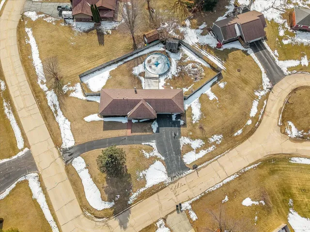 $314,900 | 4361 Pfister Lane, Roscoe, IL 61073