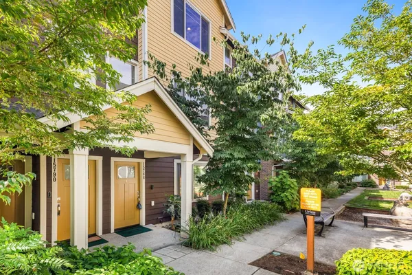 $860,000 | 15788 Northeast 14th Alley, Bellevue, WA 98008
