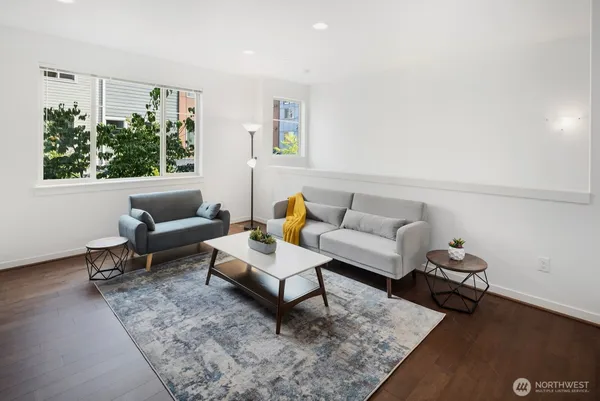 $860,000 | 15788 Northeast 14th Alley, Bellevue, WA 98008