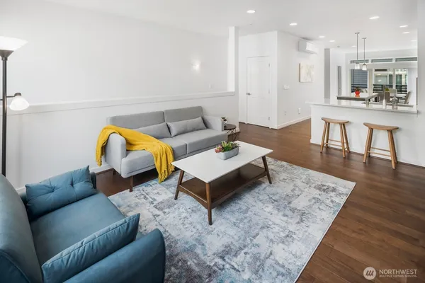 $860,000 | 15788 Northeast 14th Alley, Bellevue, WA 98008