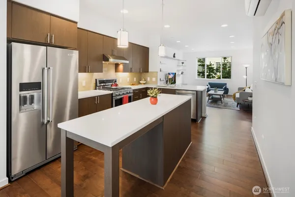 $860,000 | 15788 Northeast 14th Alley, Bellevue, WA 98008