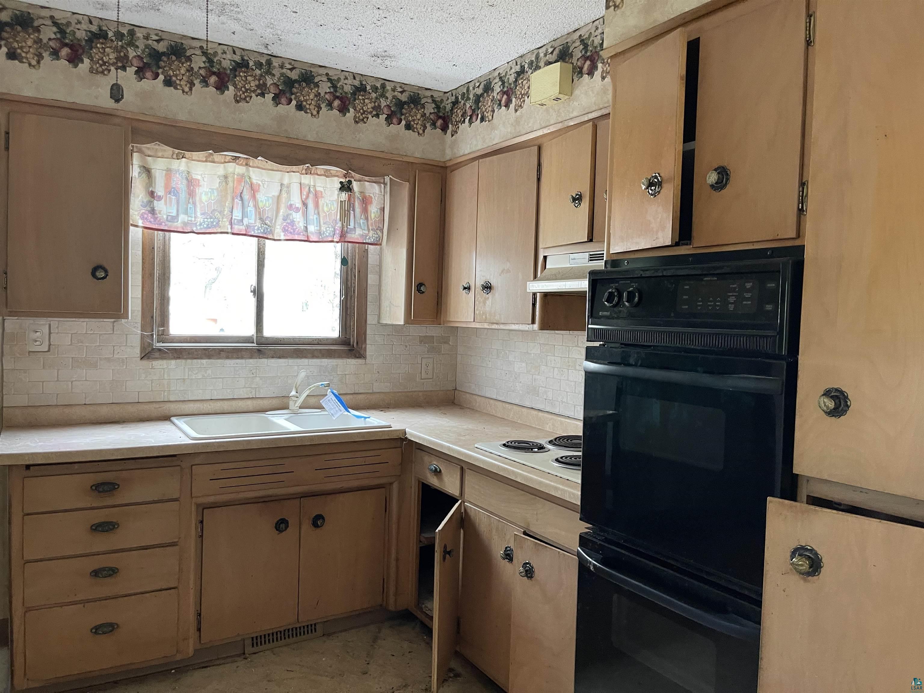 821 West Page Street Duluth, MN 55811 - Photo 34 of 34
