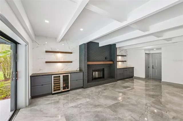 $950,000 | 4392 Brandywine Drive, Sarasota, FL 34241