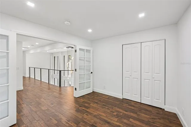 $950,000 | 4392 Brandywine Drive, Sarasota, FL 34241