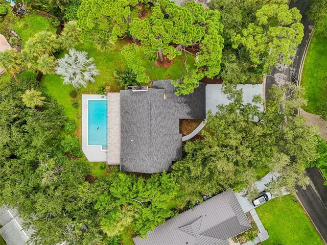 $950,000 | 4392 Brandywine Drive, Sarasota, FL 34241