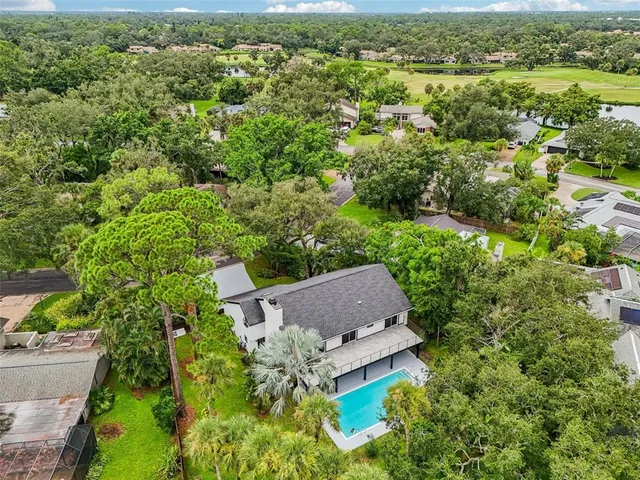 $950,000 | 4392 Brandywine Drive, Sarasota, FL 34241