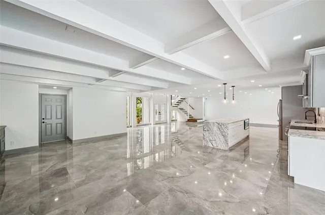 $950,000 | 4392 Brandywine Drive, Sarasota, FL 34241