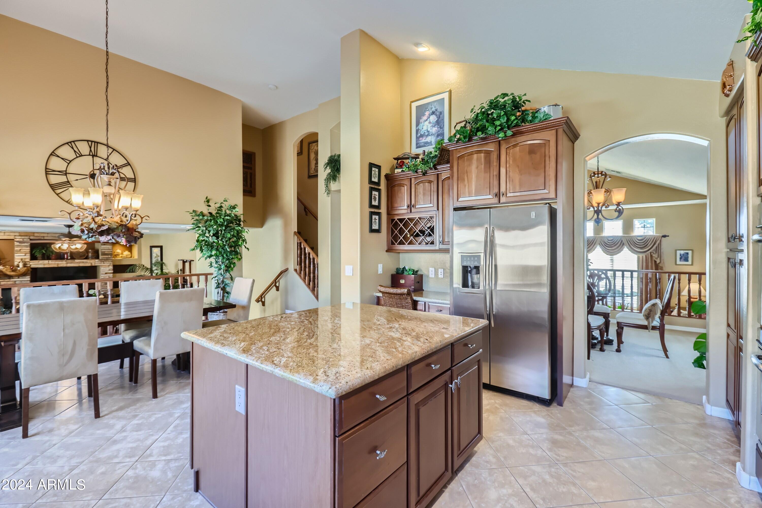 3234 West Rapalo Road Phoenix, AZ 85086 - Photo 14 of 44 Kitchen
