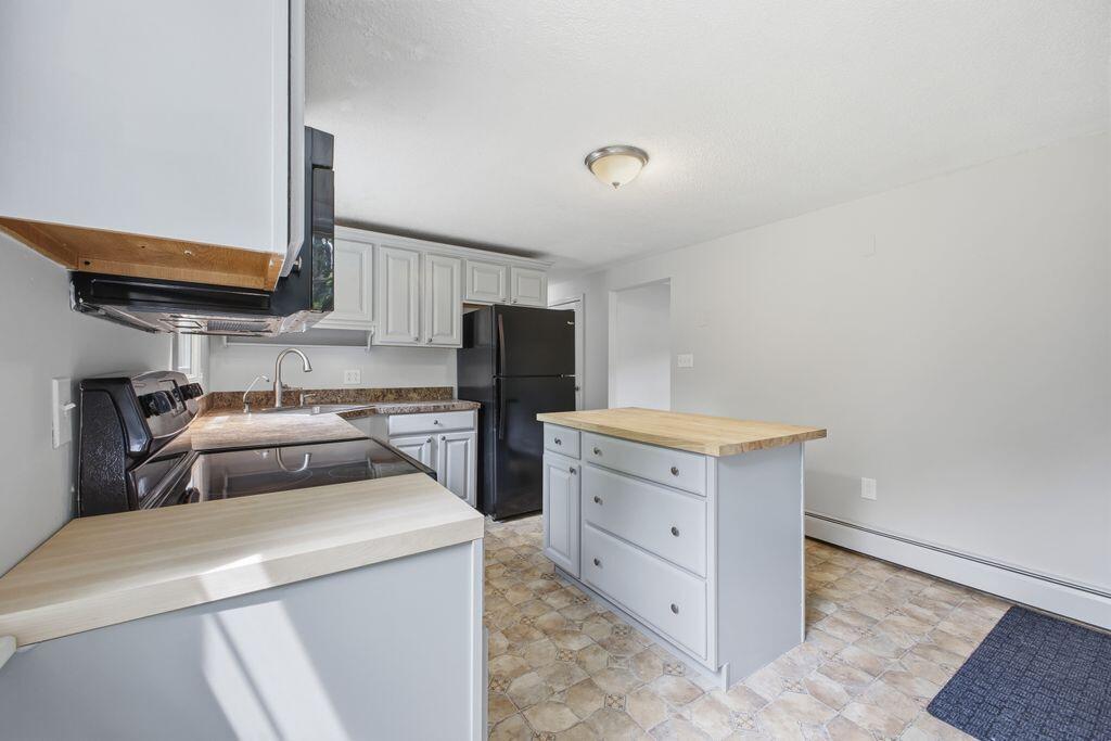 592 Hodsdon Road Pownal, ME 04069 - Photo 11 of 35 kitchen