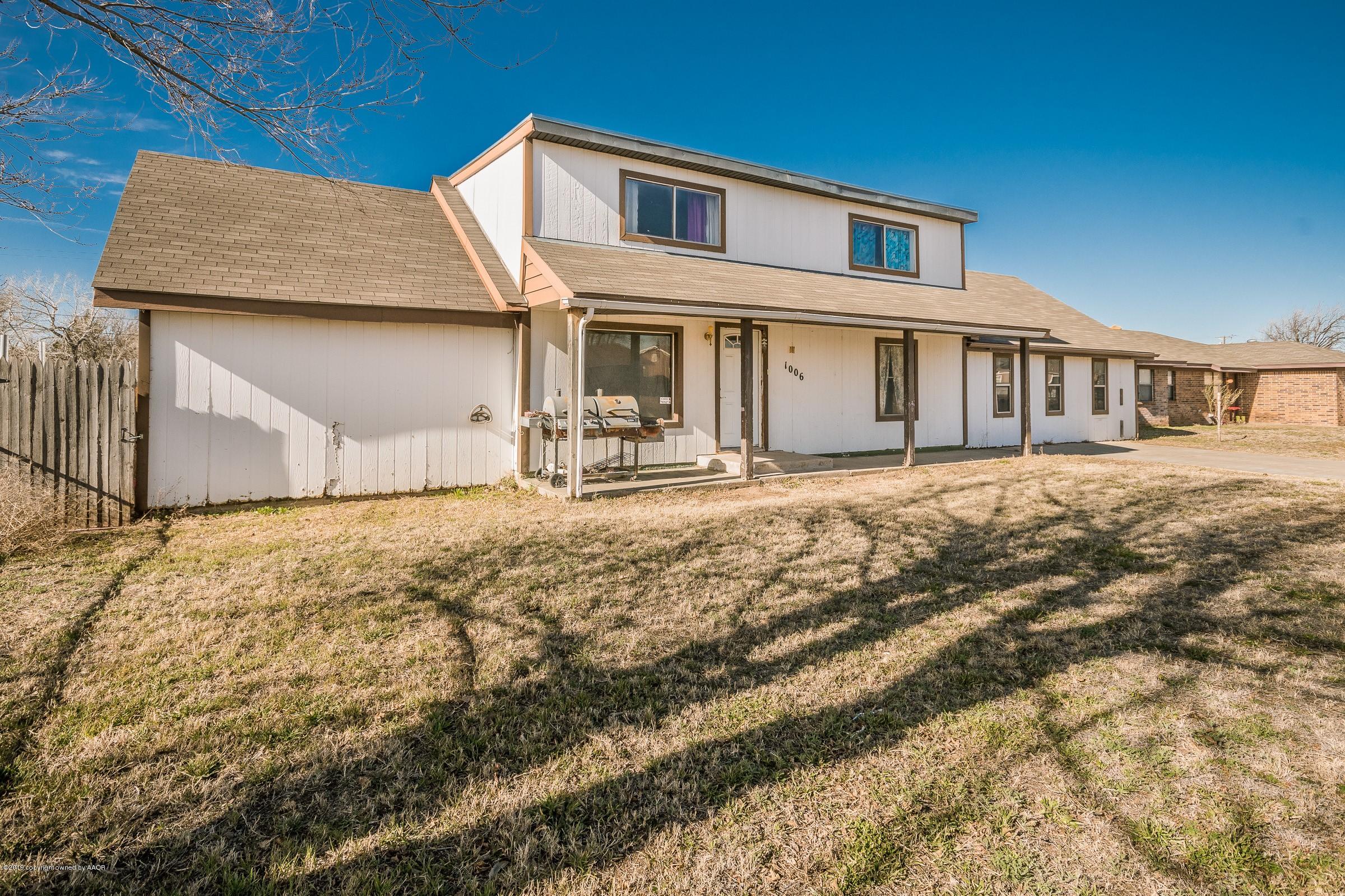 1006 South Ridgeland Avenue Fritch, TX 79036 - Photo 2 of 18 001_Front