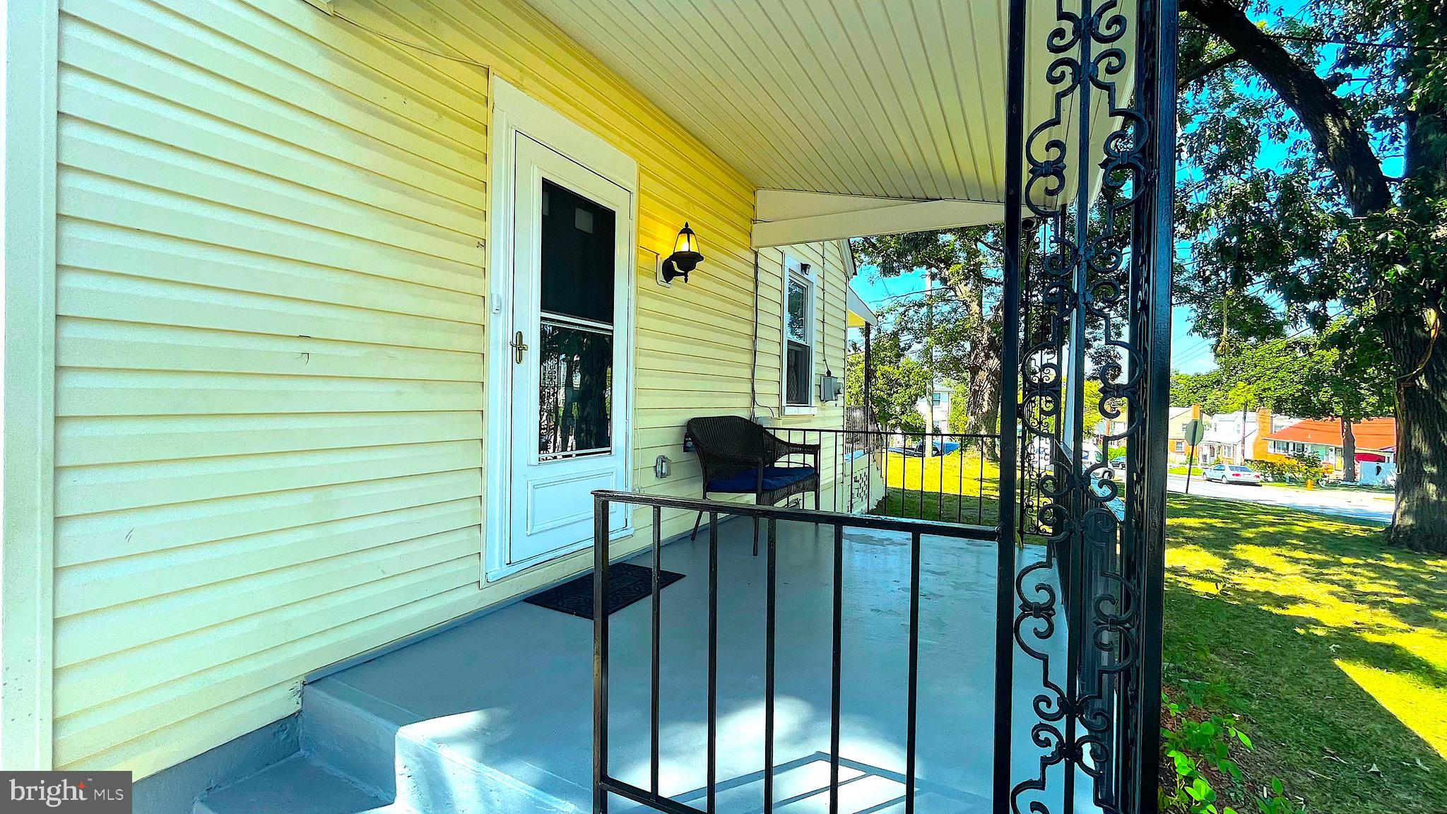 6918 Annapolis Road Hyattsville, MD 20784 - Photo 5 of 34