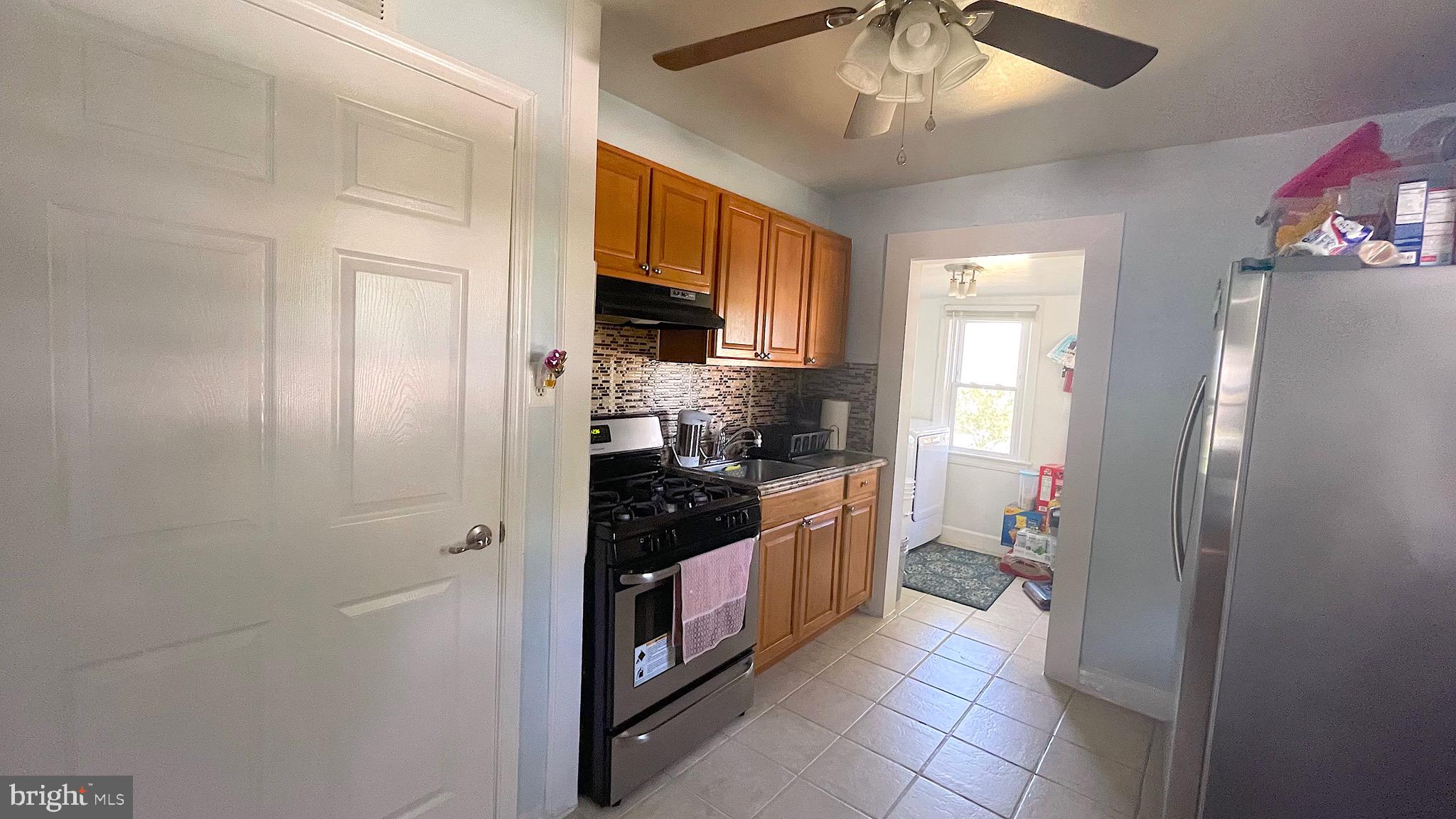 6918 Annapolis Road Hyattsville, MD 20784 - Photo 9 of 34