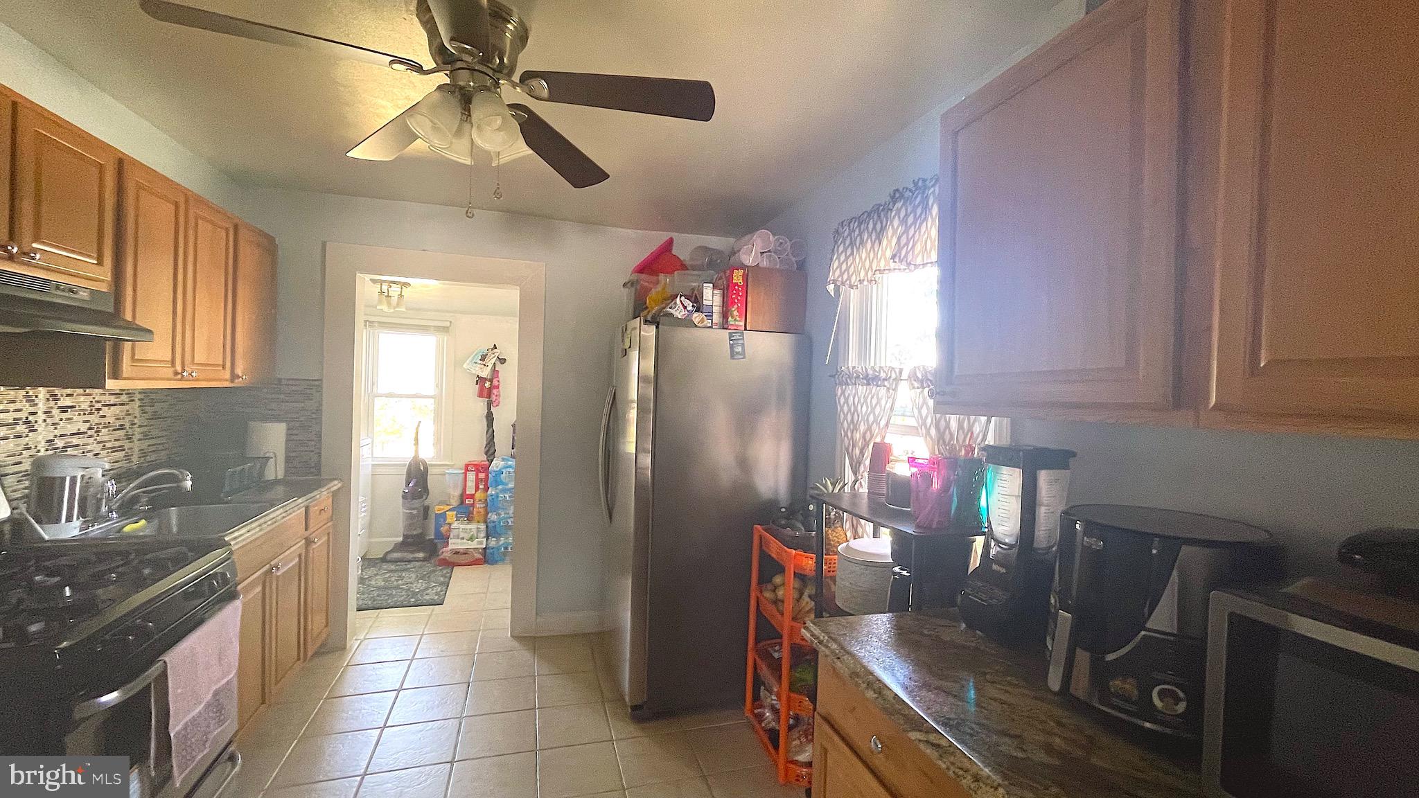 6918 Annapolis Road Hyattsville, MD 20784 - Photo 10 of 34