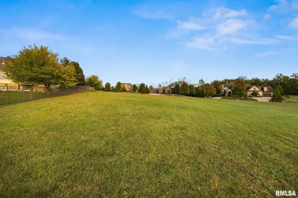 $125,000 | 2218 West Augusta Drive, Dunlap, IL 61525