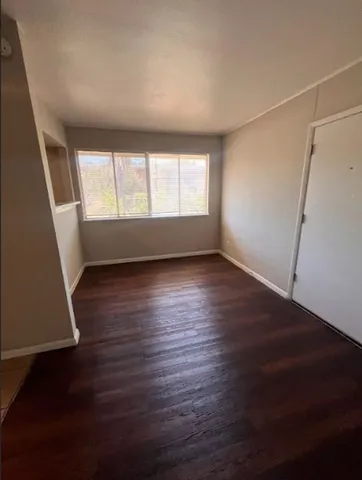 $1,050 | 3304 Red River Street, Unit 206, Austin, TX 78705