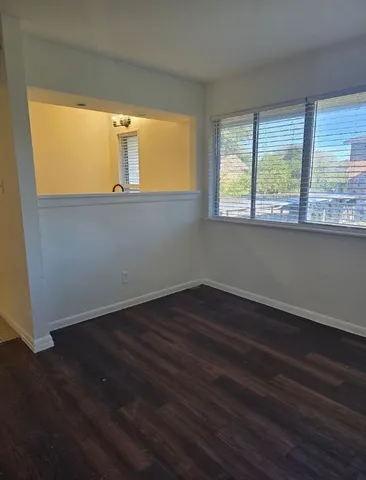 $1,050 | 3304 Red River Street, Unit 206, Austin, TX 78705