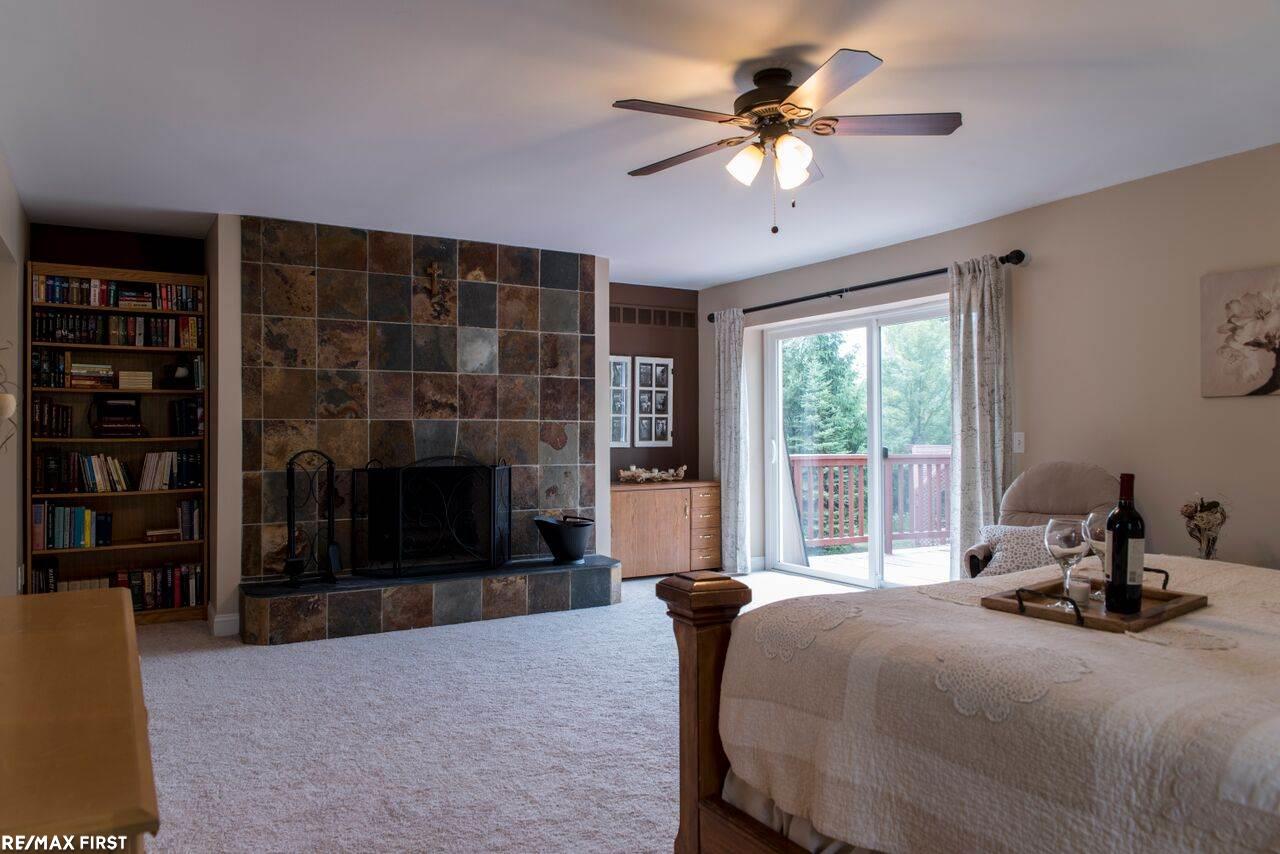 18306 Millar Road Clinton Township, MI 48036 - Photo 32 of 64 31312704-31.JPG