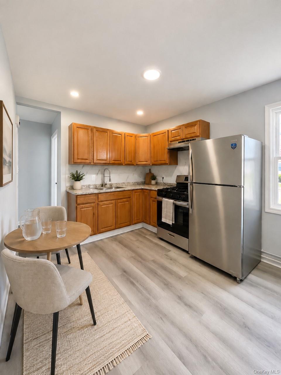36 Walnut Road Inwood, NY 11096 - Photo 5 of 14