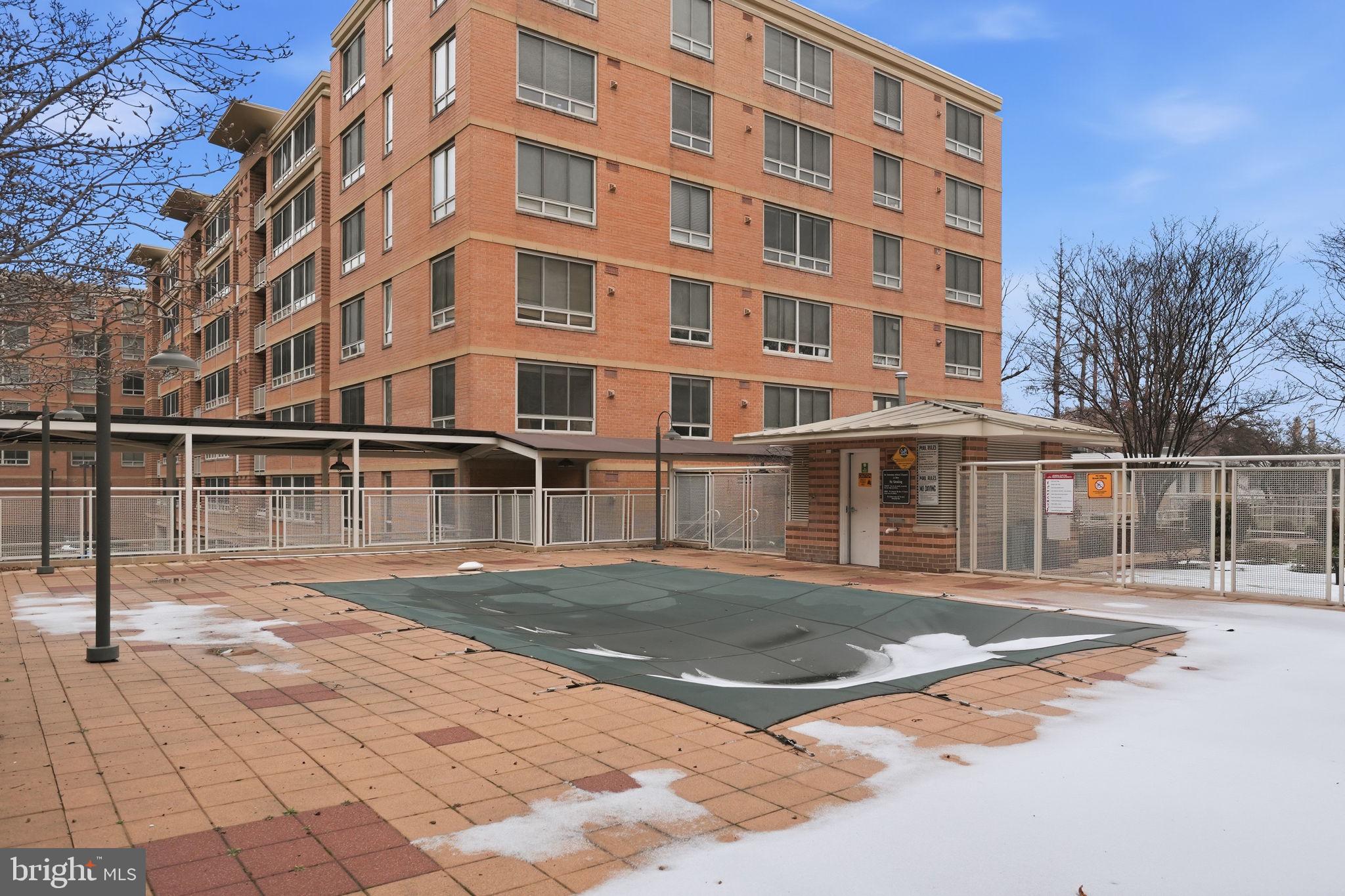 350 G Street Southwest, Unit N302 Washington, DC 20024 - Photo 15 of 32 a front view of a building