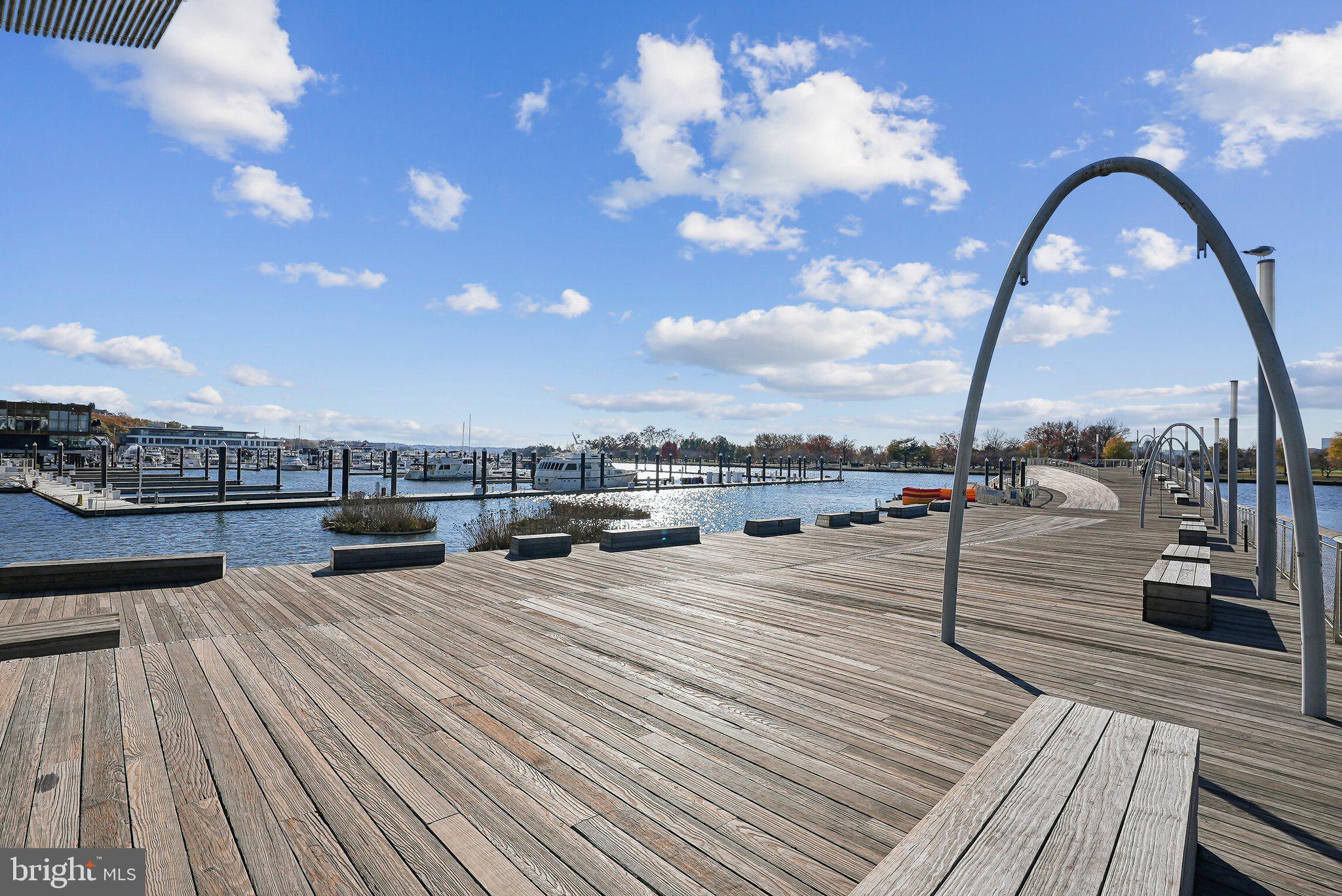 350 G Street Southwest, Unit N302 Washington, DC 20024 - Photo 28 of 32 a view of a terrace with seating space