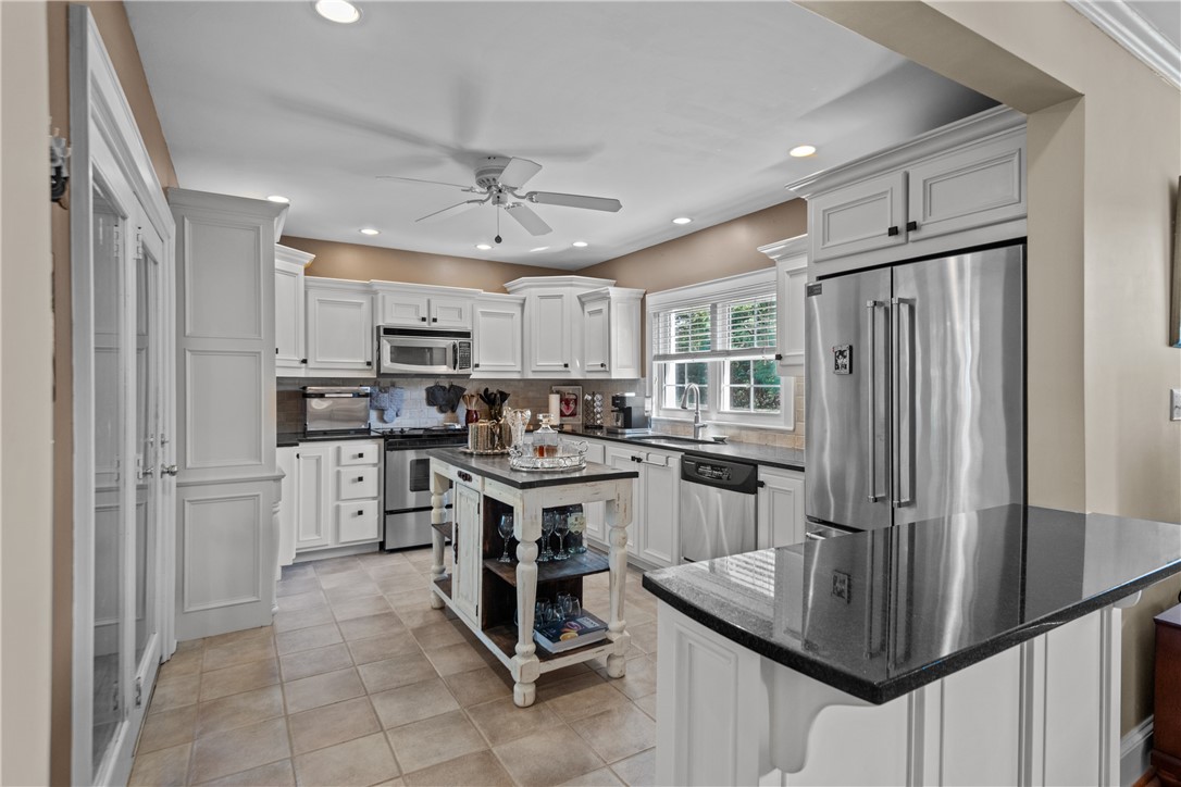 2408 Midway Road Anderson, SC 29621 - Photo 11 of 43