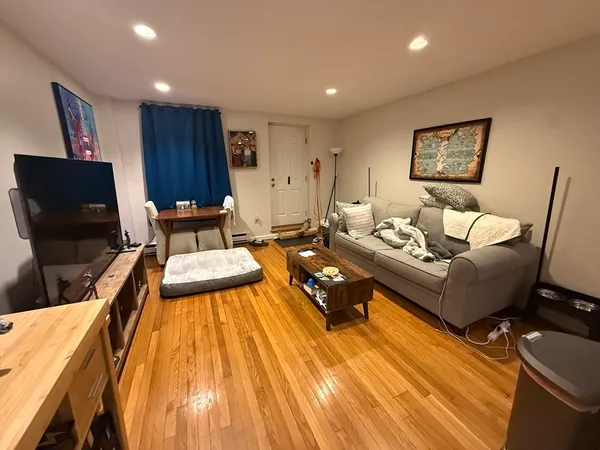 $2,650 | 18-20 East Springfield Street, Unit 1, Boston, MA 02118