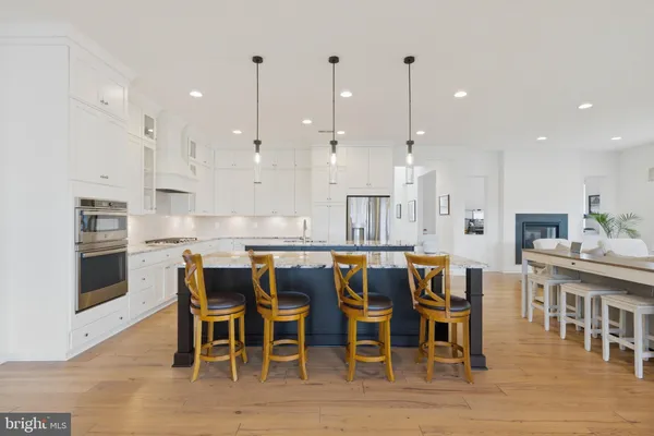 $879,900 | 121 Milkweed Drive, White Post, VA 22663