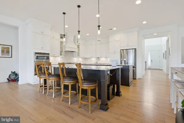 $879,900 | 121 Milkweed Drive, White Post, VA 22663