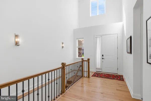 $879,900 | 121 Milkweed Drive, White Post, VA 22663