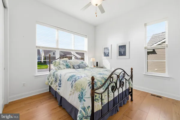 $879,900 | 121 Milkweed Drive, White Post, VA 22663