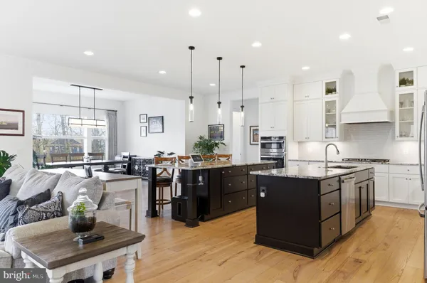 $879,900 | 121 Milkweed Drive, White Post, VA 22663