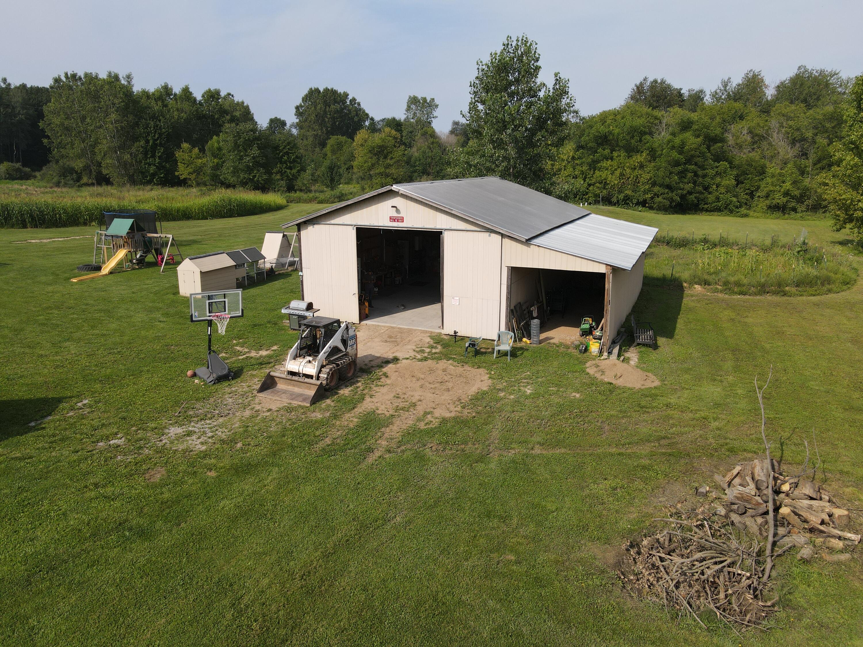 11951 Rathbon Road Byron, MI 48418 - Photo 17 of 70 DJI_0574