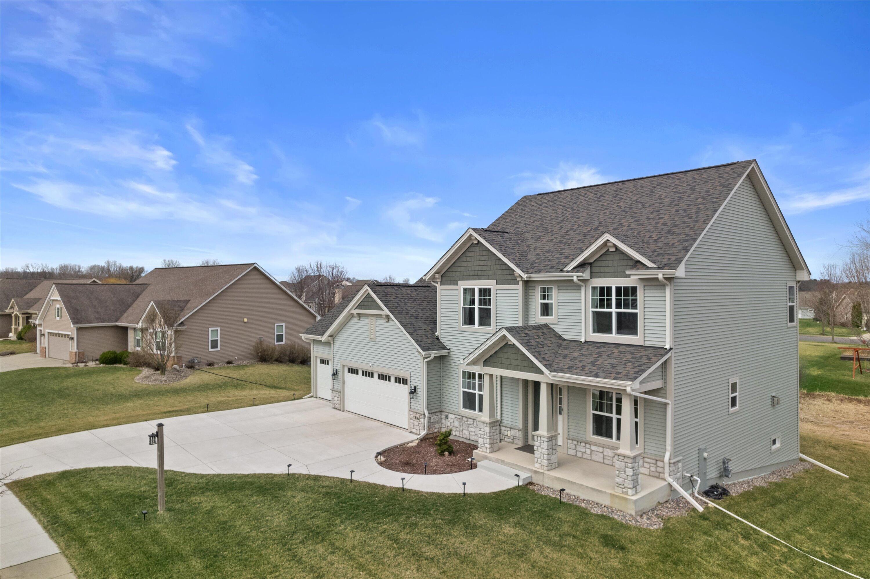 1316 Orchard View Lane Mukwonago, WI 53149 - Photo 3 of 52 Side