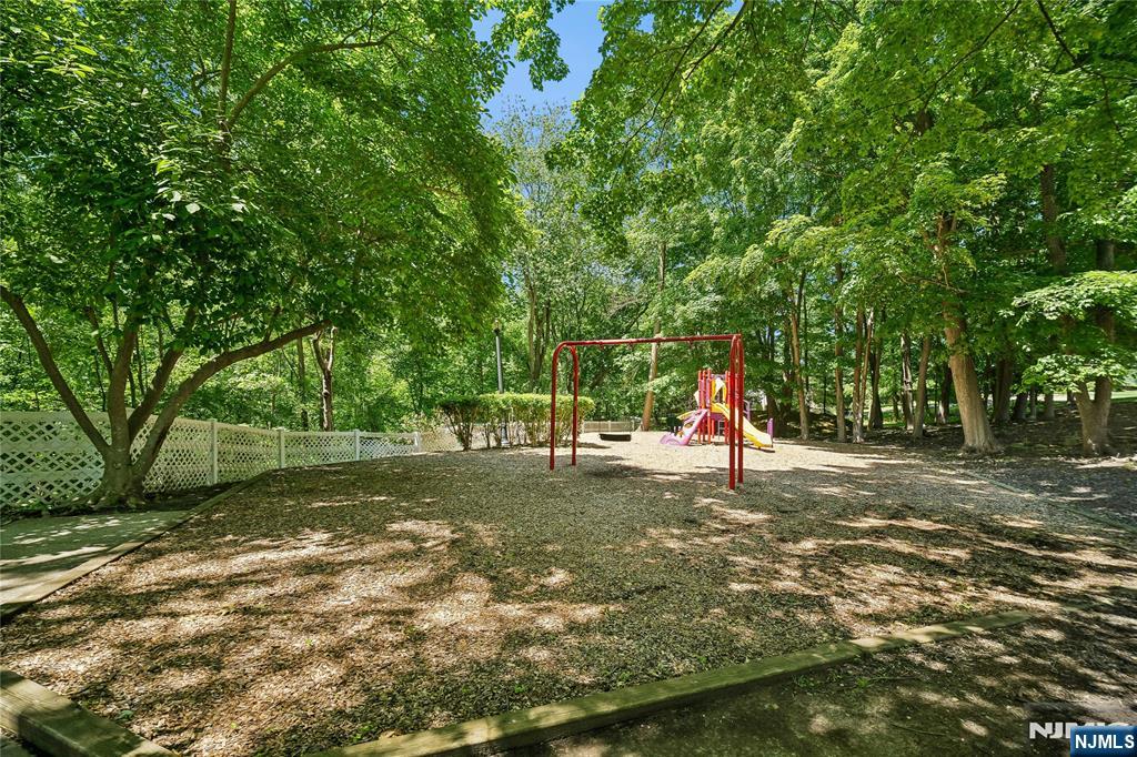 1412 York Street Mahwah, NJ 07430 - Photo 18 of 20