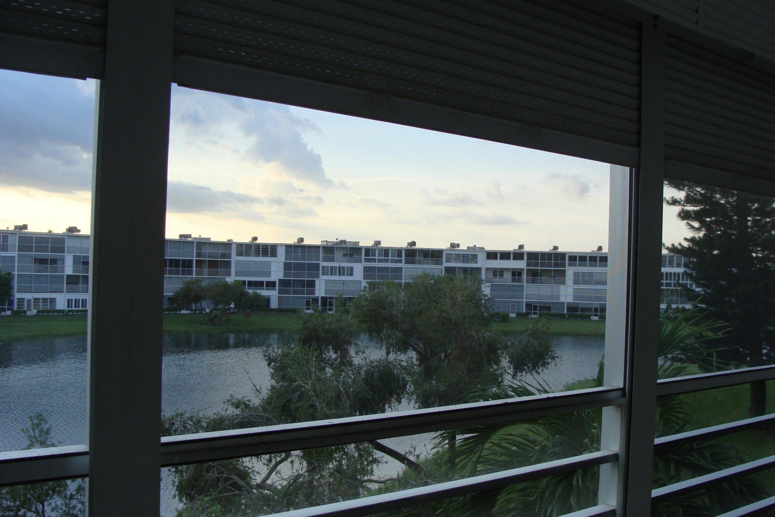 3027 Hythe B, Unit 3027 Boca Raton, FL 33434 - Photo 4 of 10 DSC06077
