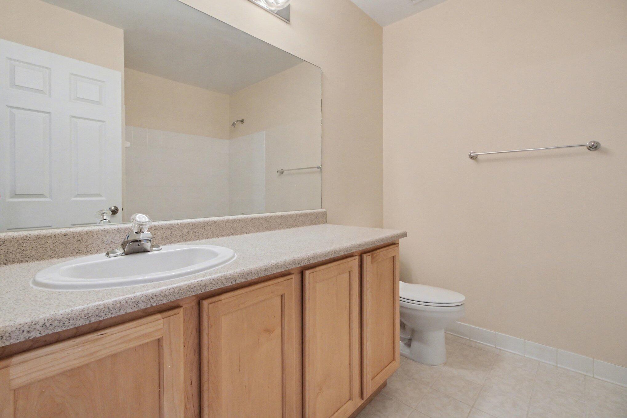 41785 Mitchell Road Novi, MI 48377 - Photo 11 of 15 Bathroom