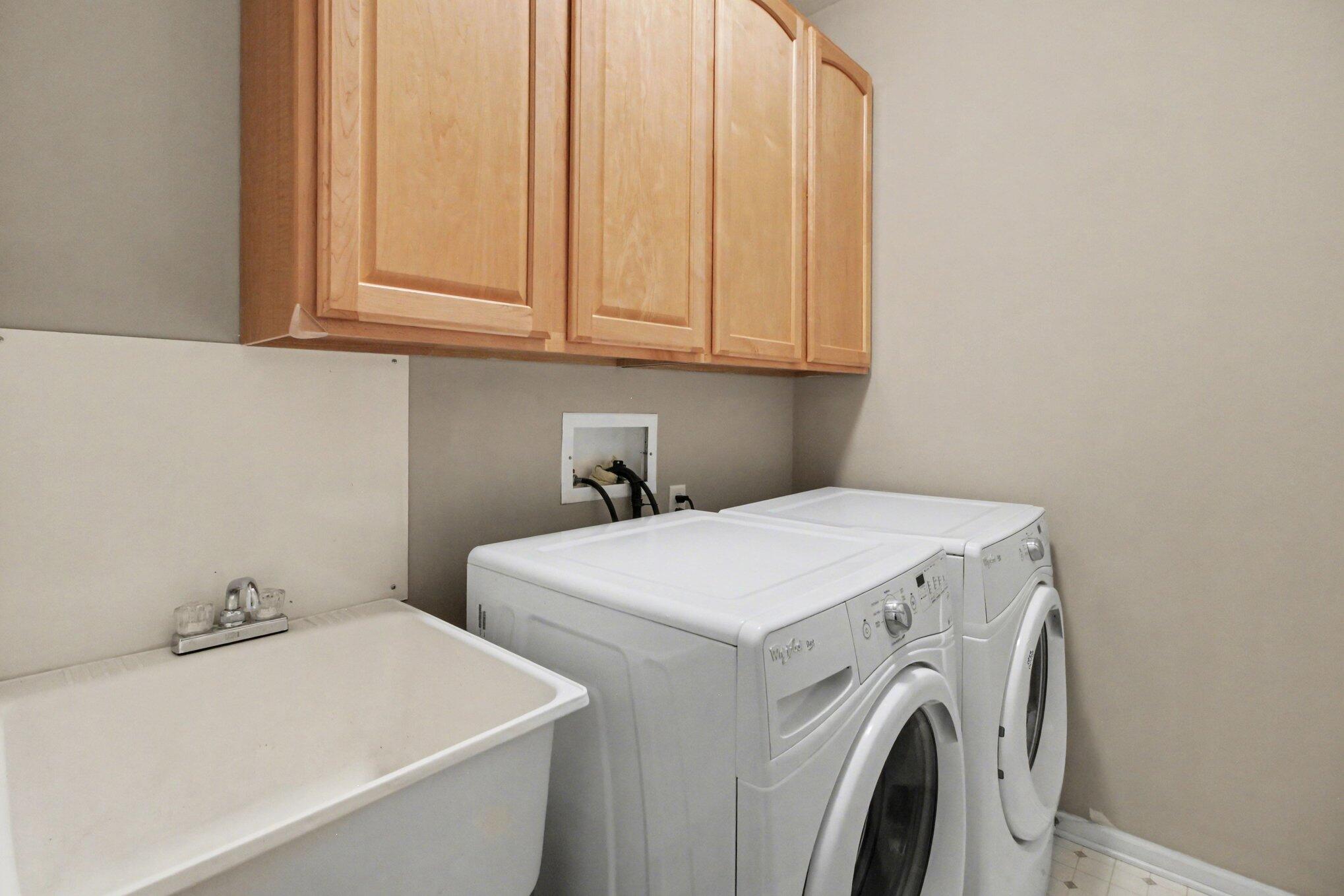 41785 Mitchell Road Novi, MI 48377 - Photo 12 of 15 Laundry