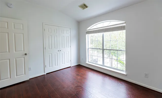 $2,550 | 8218 Rushing Stream Court, Tomball, TX 77375