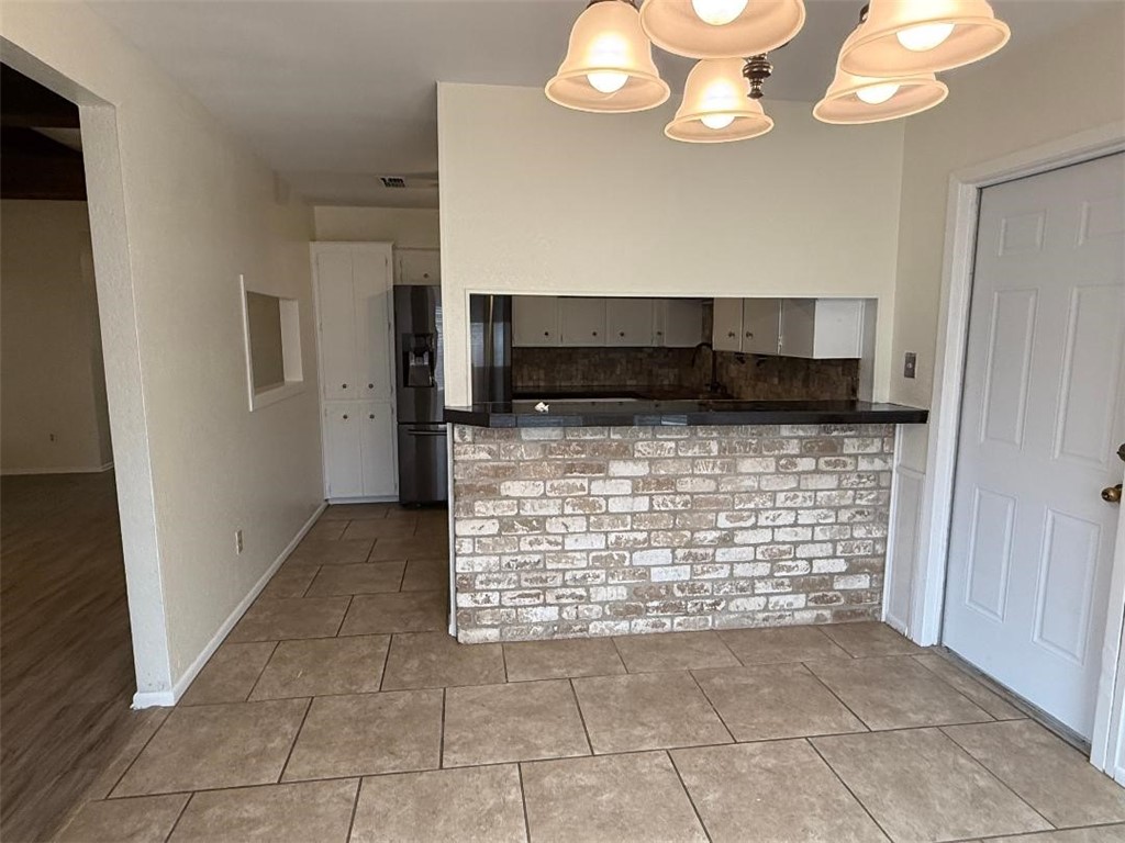 110 Timberview Drive Portland, TX 78374 - Photo 8 of 30 a view of entryway with microwave