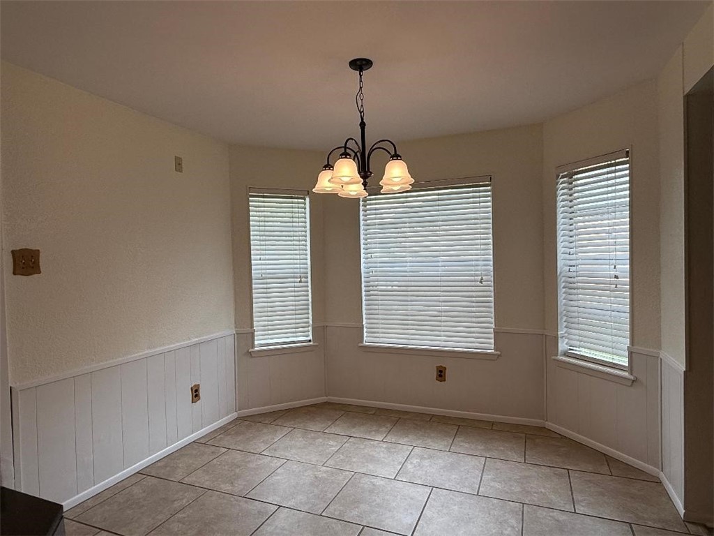 110 Timberview Drive Portland, TX 78374 - Photo 10 of 30 a view of an empty room with a window